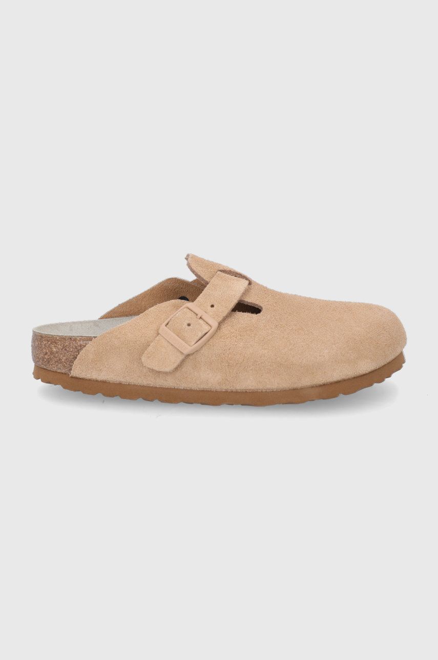 Papuci bej Birkenstock dama de vara din piele intoarsa cu toc plat si talpa stabila Boston