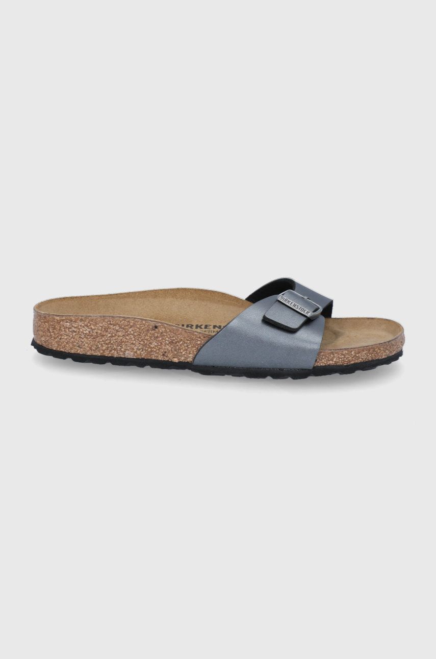 Papuci gri Birkenstock dama de zi din piele intoarsa cu toc plat si talpa din guma Madrid online